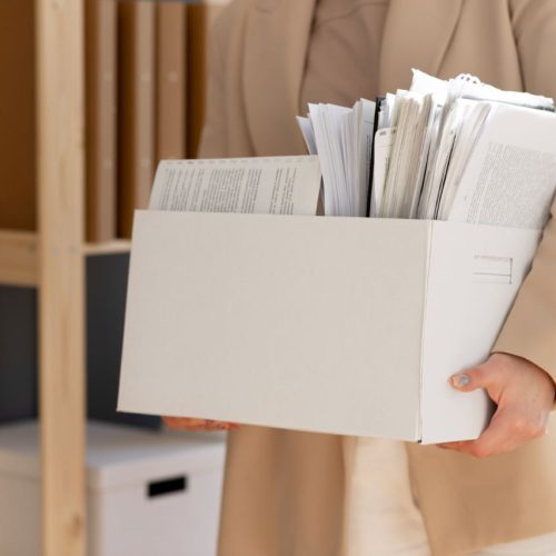 Niszczenie akt – poradnik dla przedsiębiorców